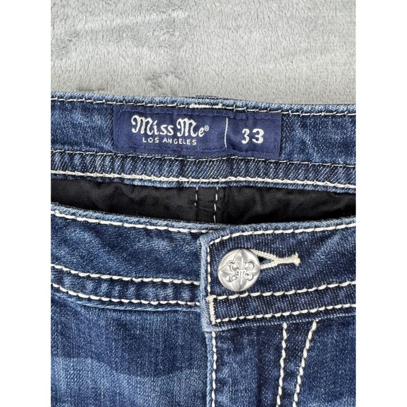 Miss Me women's Bootcut Jeans Dark
Blue Stitch Mid Rise  Size 33 wide leg - Picture 11 of 13
